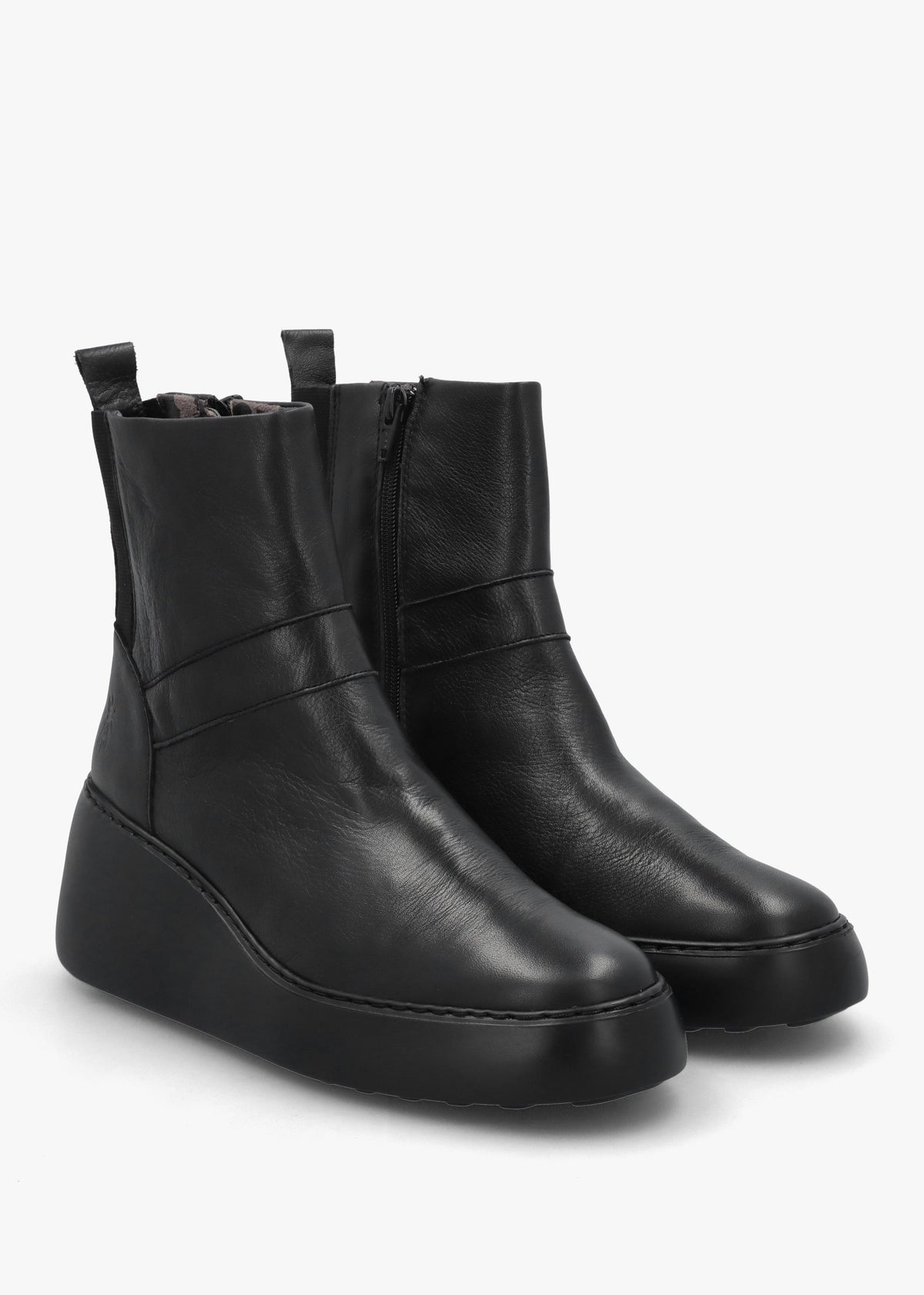 Doxe Black Leather Wedge Ankle Boots