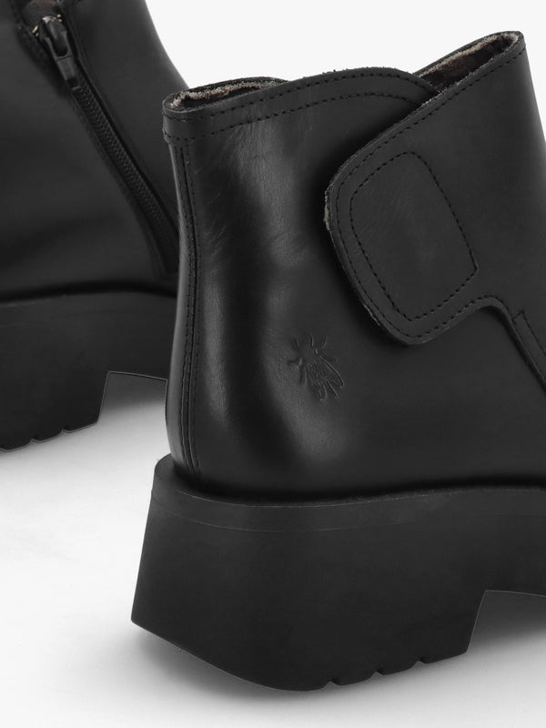 Mufe Black Leather Low Shalf Ankle Boots