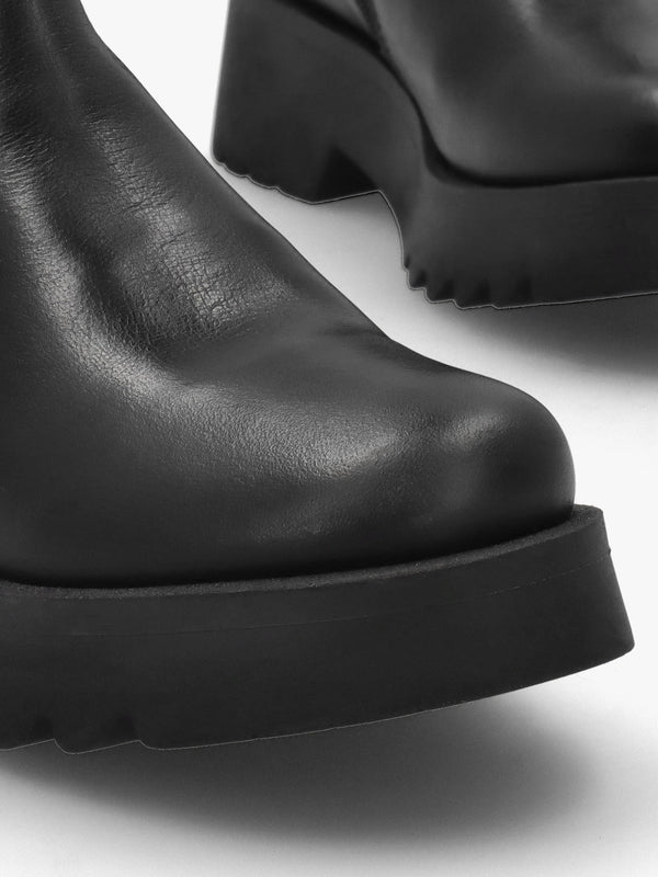 Mufe Black Leather Low Shalf Ankle Boots