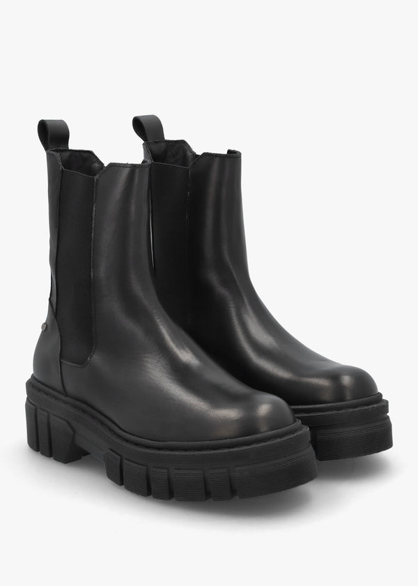 Black Leather Studded Chunky Chelsea Boots