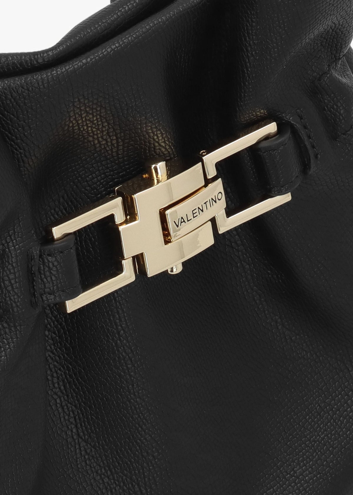 Fedora Nero Rouched Bucket Bag
