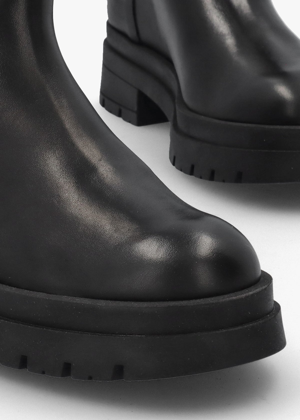 Black Leather Pull On Chunky Ankle Boots