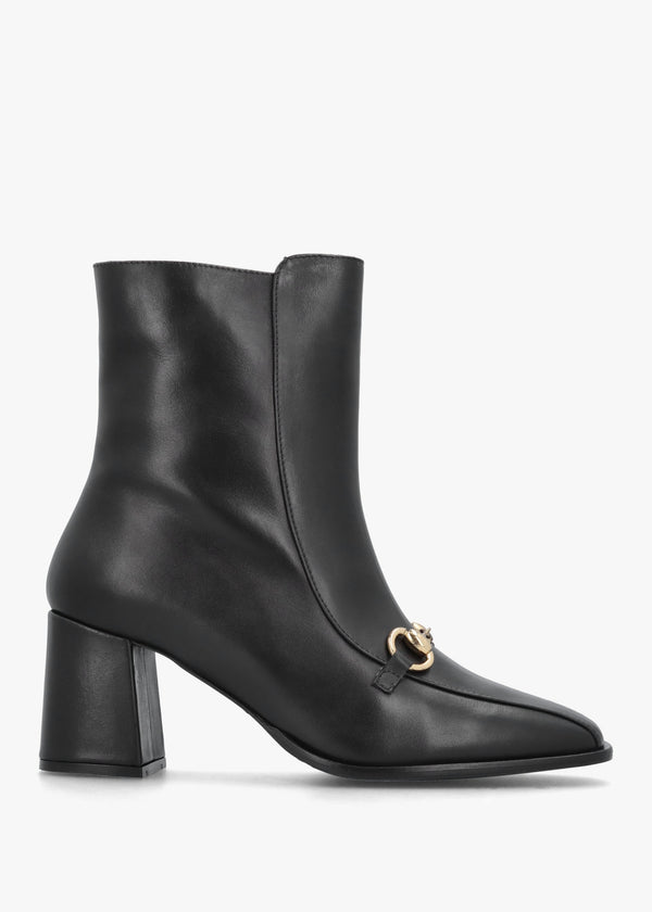 Prim Black Leather Snaffle Block Heel Ankle Boots