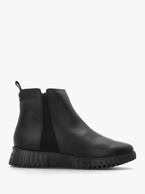 Black Leather Chelsea Boots
