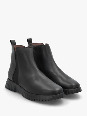 Black Leather Chelsea Boots