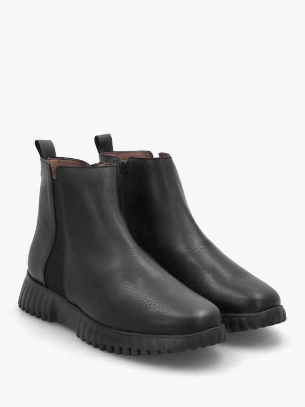 Black Leather Chelsea Boots