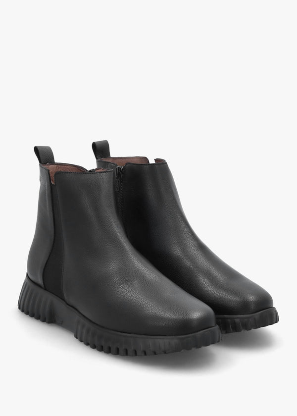 Black Leather Chelsea Boots