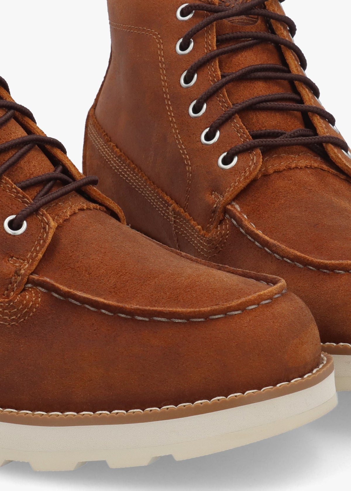 Men's Britton Mills Rust Suede Mid Lace Chukka Boots
