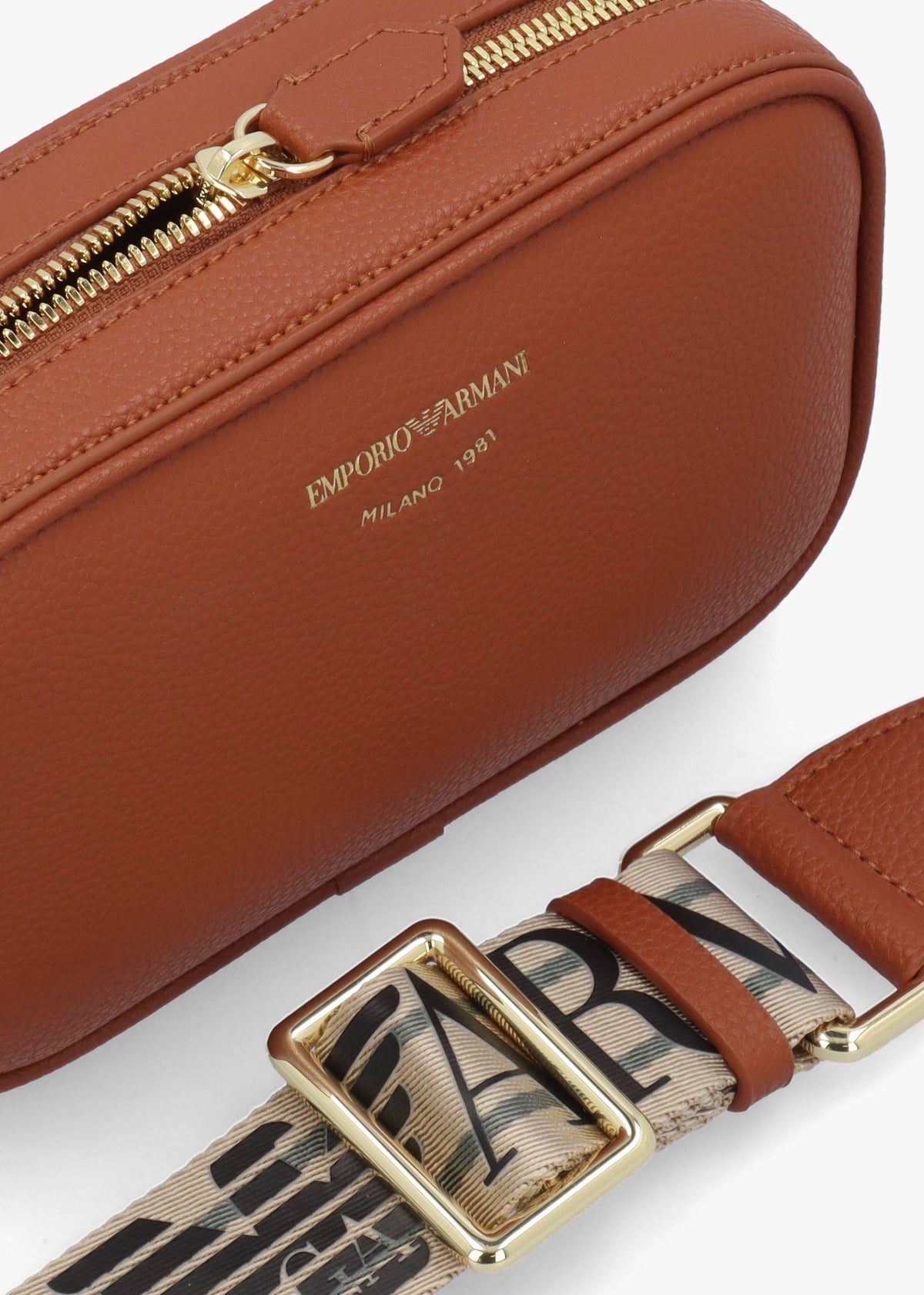 Piped II Cuoio Rossa Camera Bag
