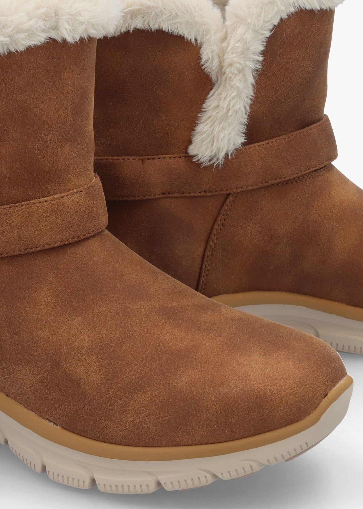 Women’s Vegan Slip-Ins Relaxed Fit Easy Going Dreams Mover Chestnut Ankle Boots