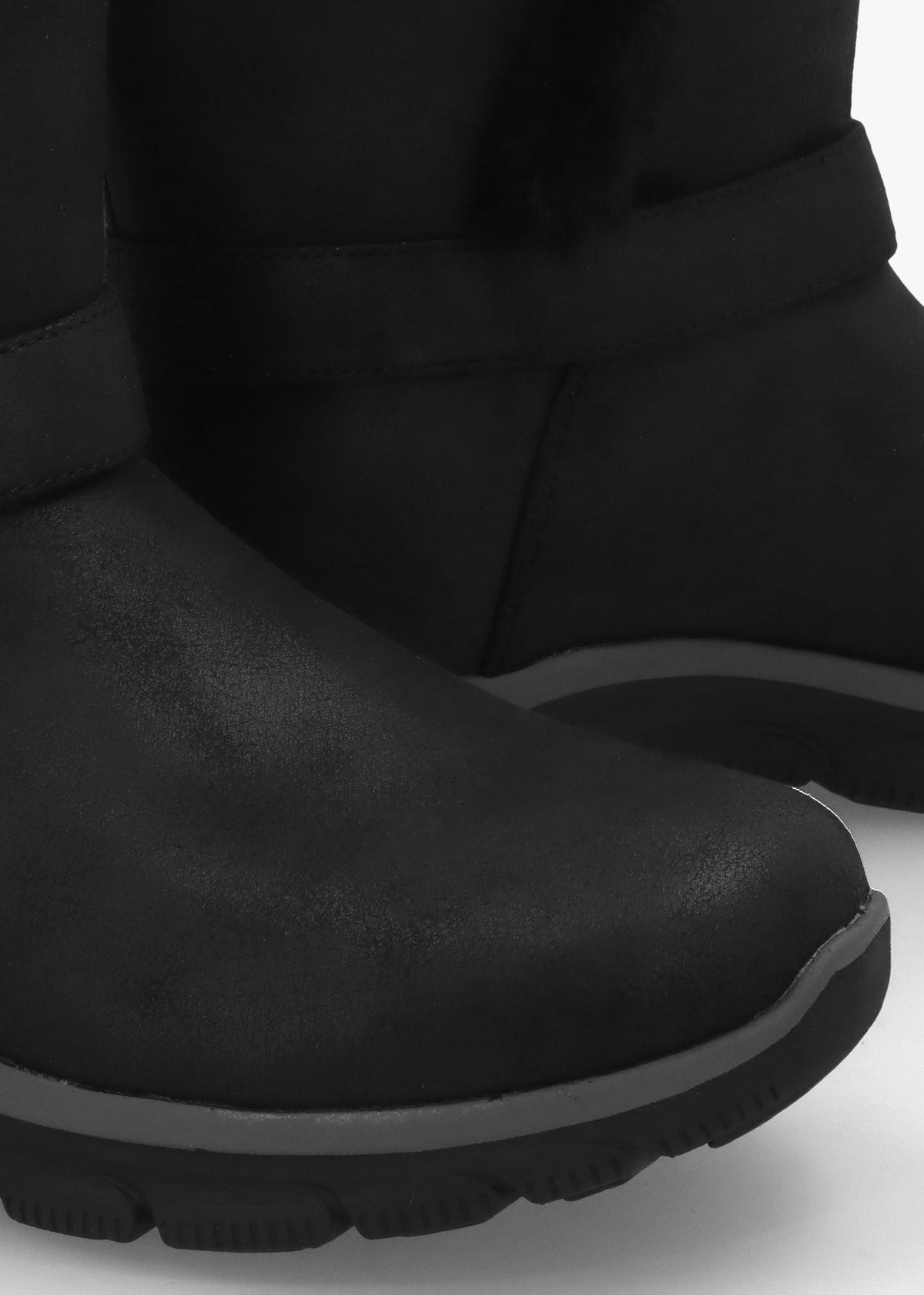 Women’s Vegan Slip-Ins Relaxed Fit Easy Going Dreams Mover Black Ankle Boots