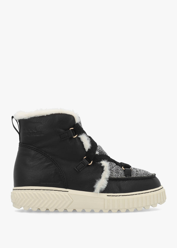 Women’s Ona Ave™ Alpine Waterproof Black Chalk Boots