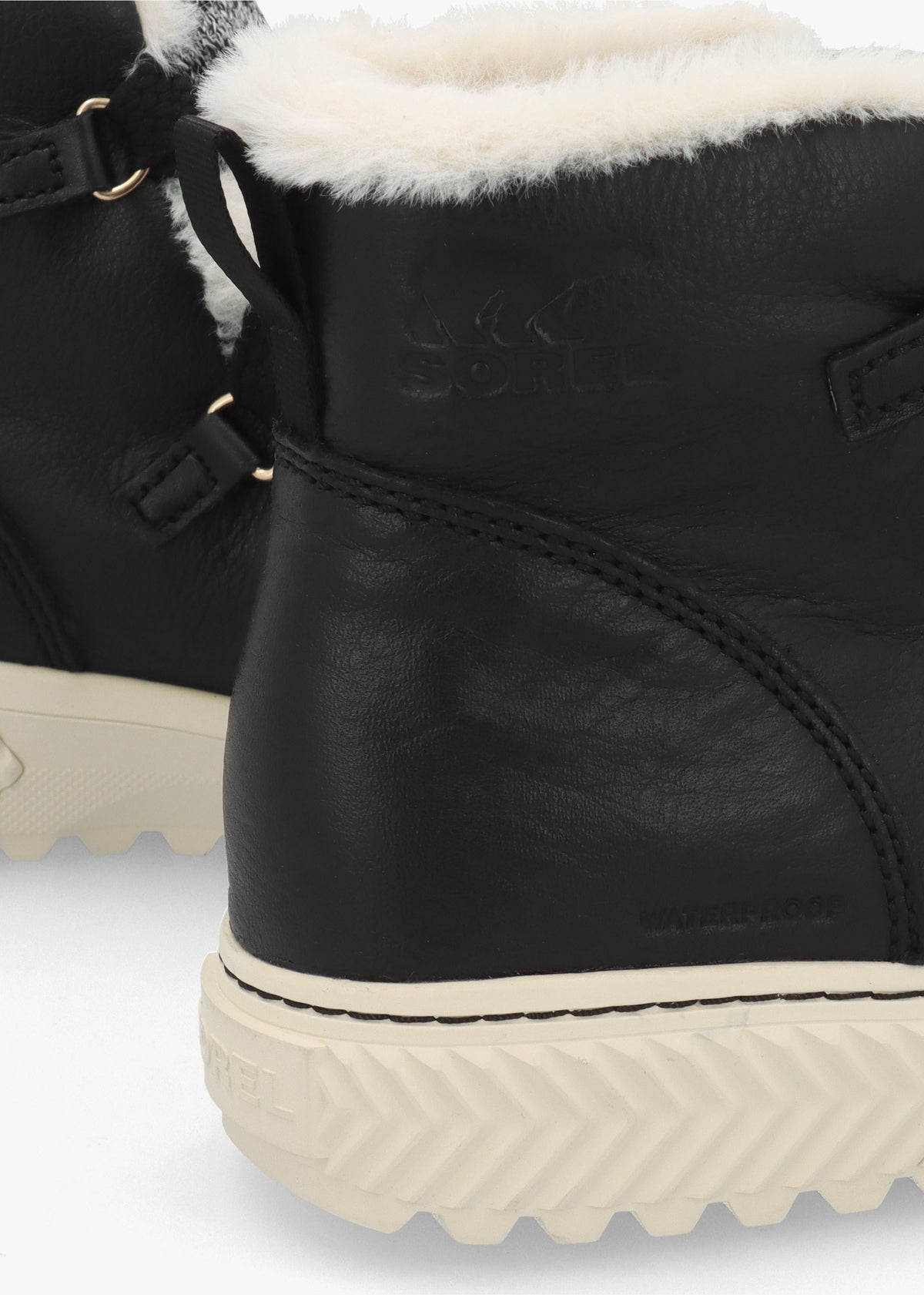 Women’s Ona Ave™ Alpine Waterproof Black Chalk Boots