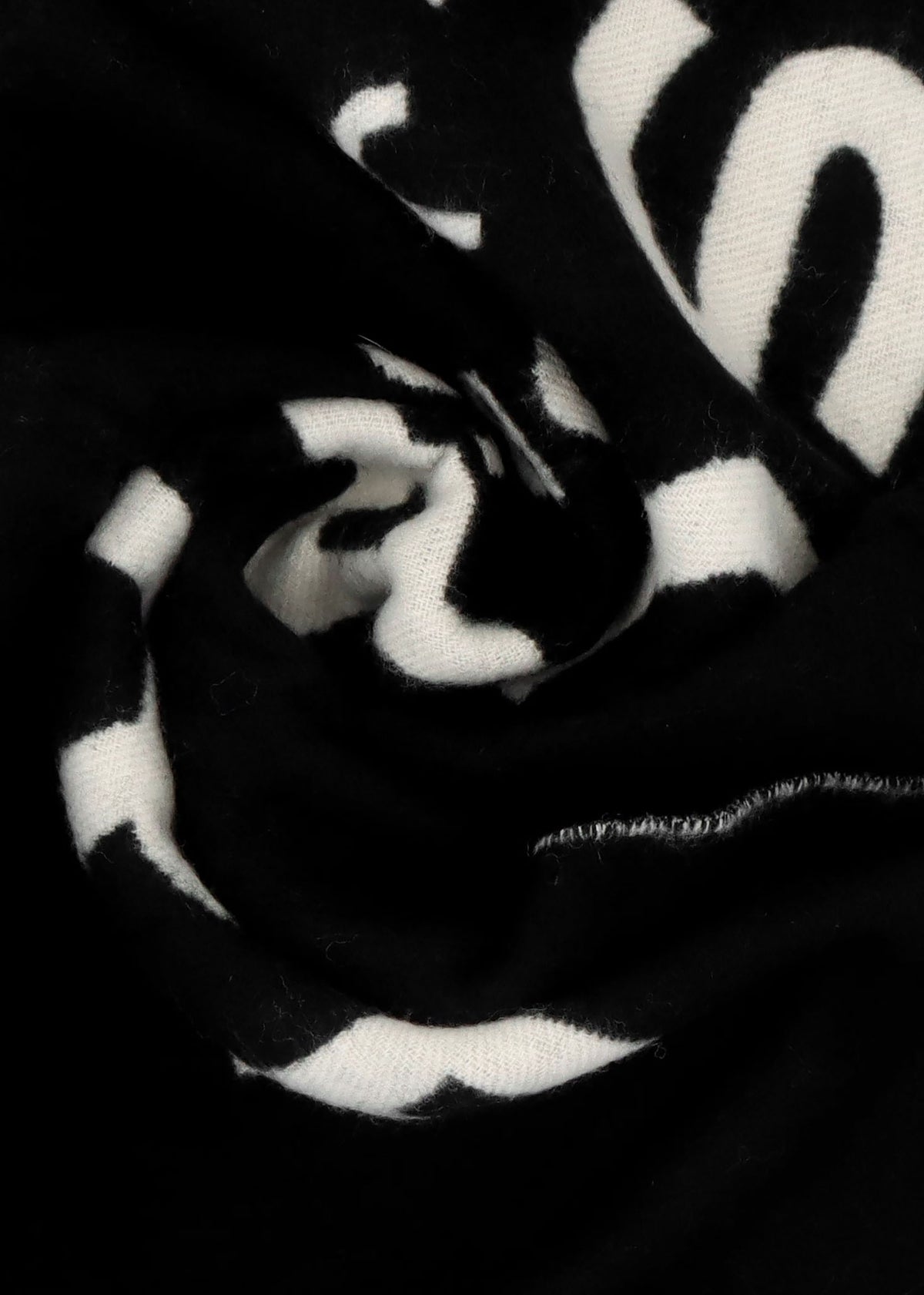 The Scarf Black Wool Scarf