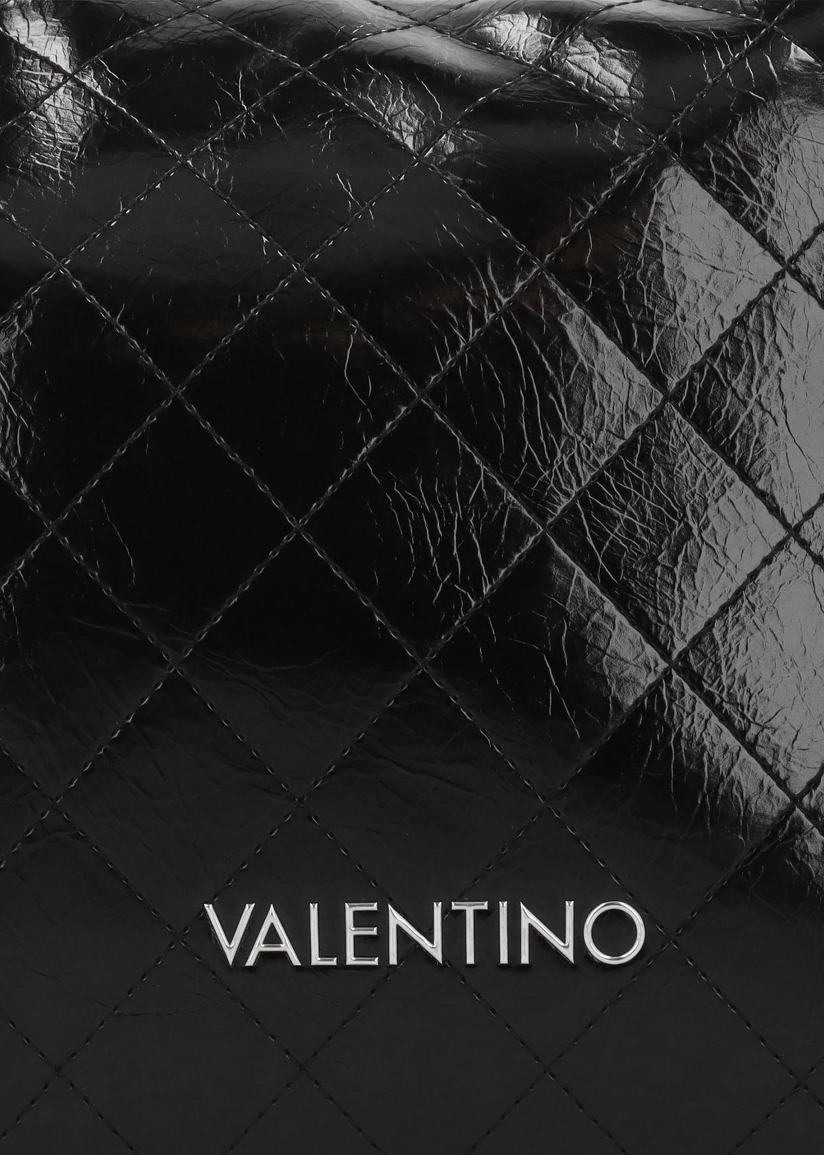 Wakanda Diamond Quilt Gloss Nero Hobo Backpack