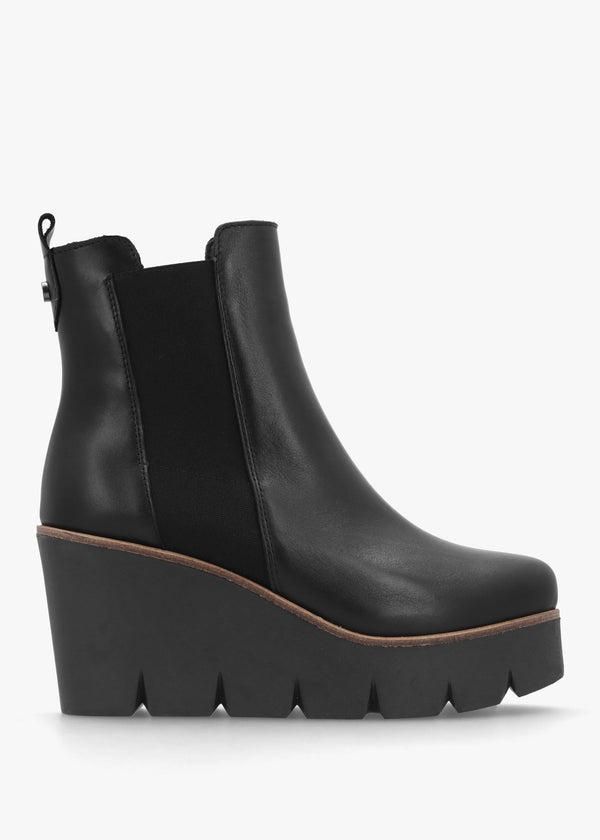 Alpaca Black Leather Wedge Ankle Boots