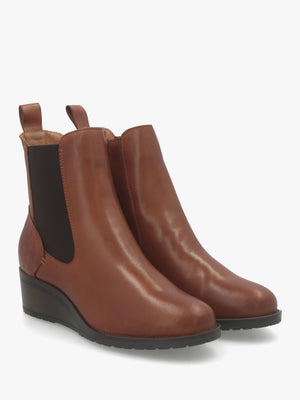 Bezzie Tan Leather Wedge Ankle Boots