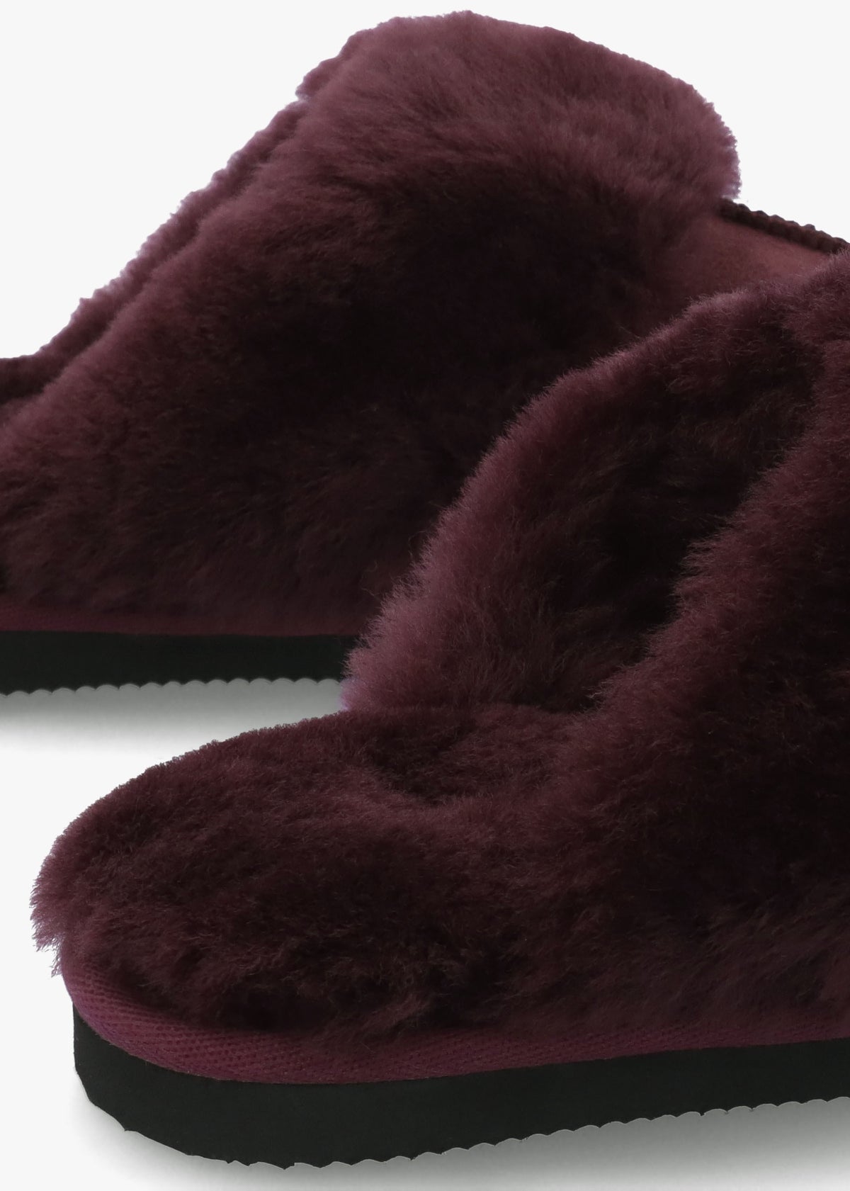 Shut Burgundy Sheepskin Twinface Slippers