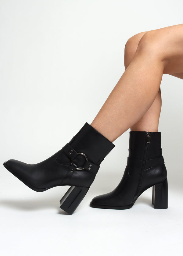 Sarny Black Leather Block Heel Ankle Boots