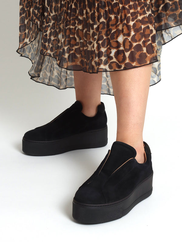 Tred Black Suede Laceless Flatform Trainers