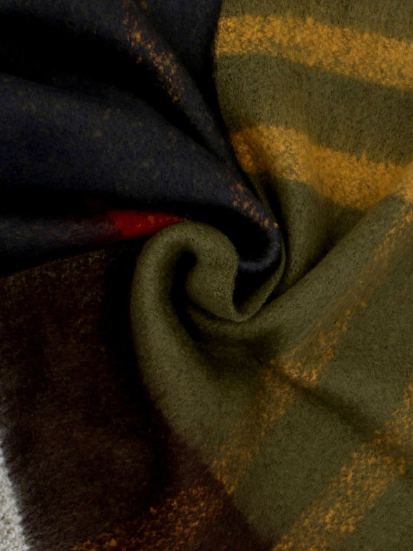 Isla Classic Tartan Bouclé Scarf