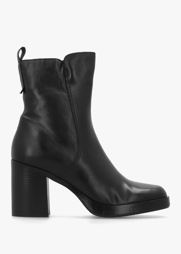 Mosie Black Leather Block Heel Ankle Boots