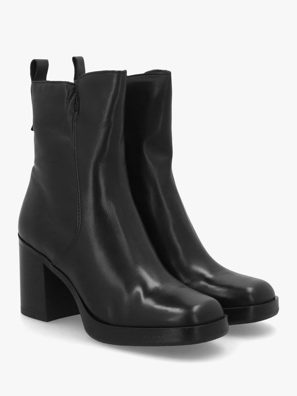 Mosie Black Leather Block Heel Ankle Boots