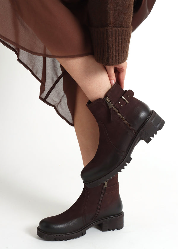 Voluptas Brown Nubuck Ankle Boots