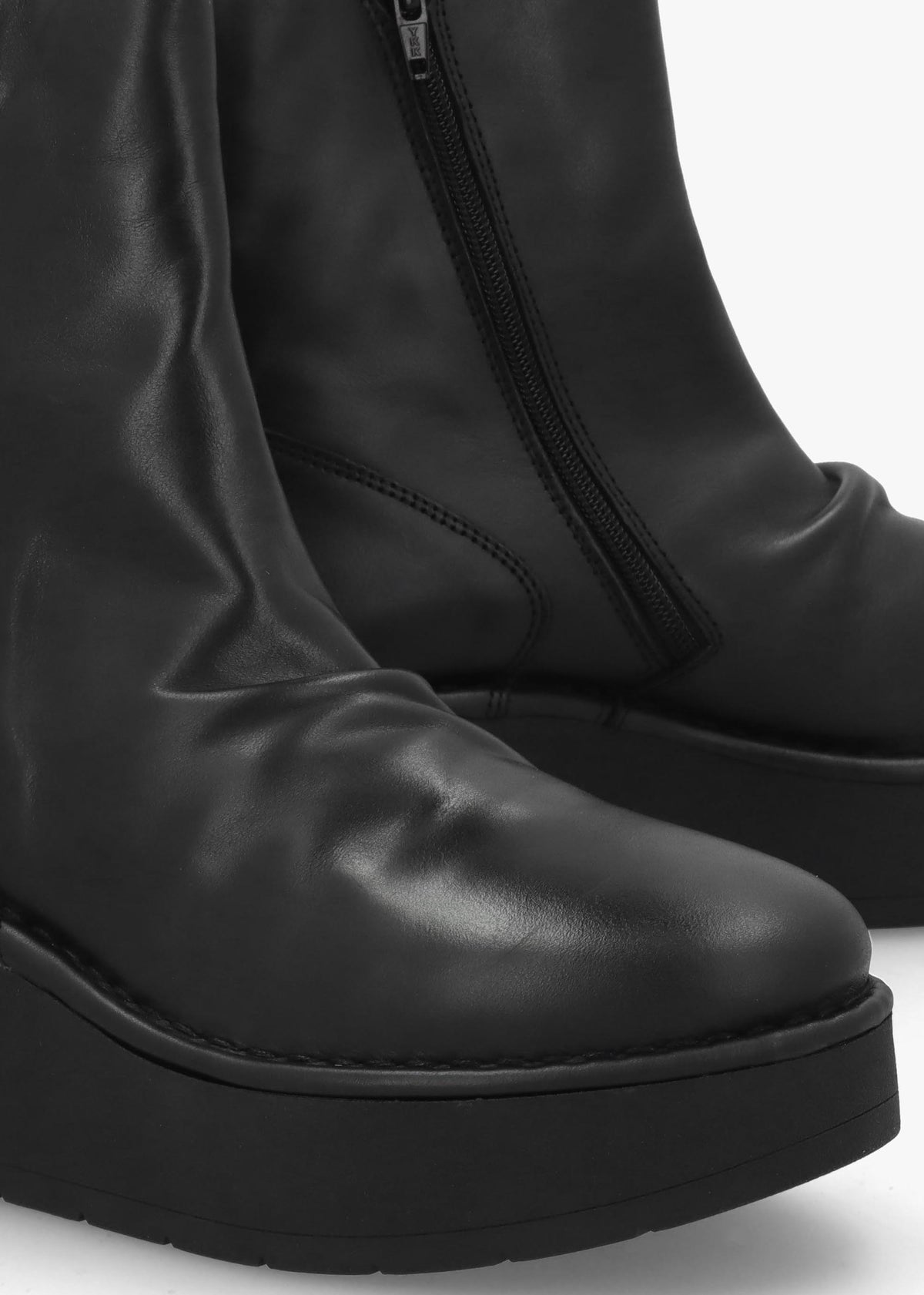 Heij Black Flatform Wedge Ankle Boots
