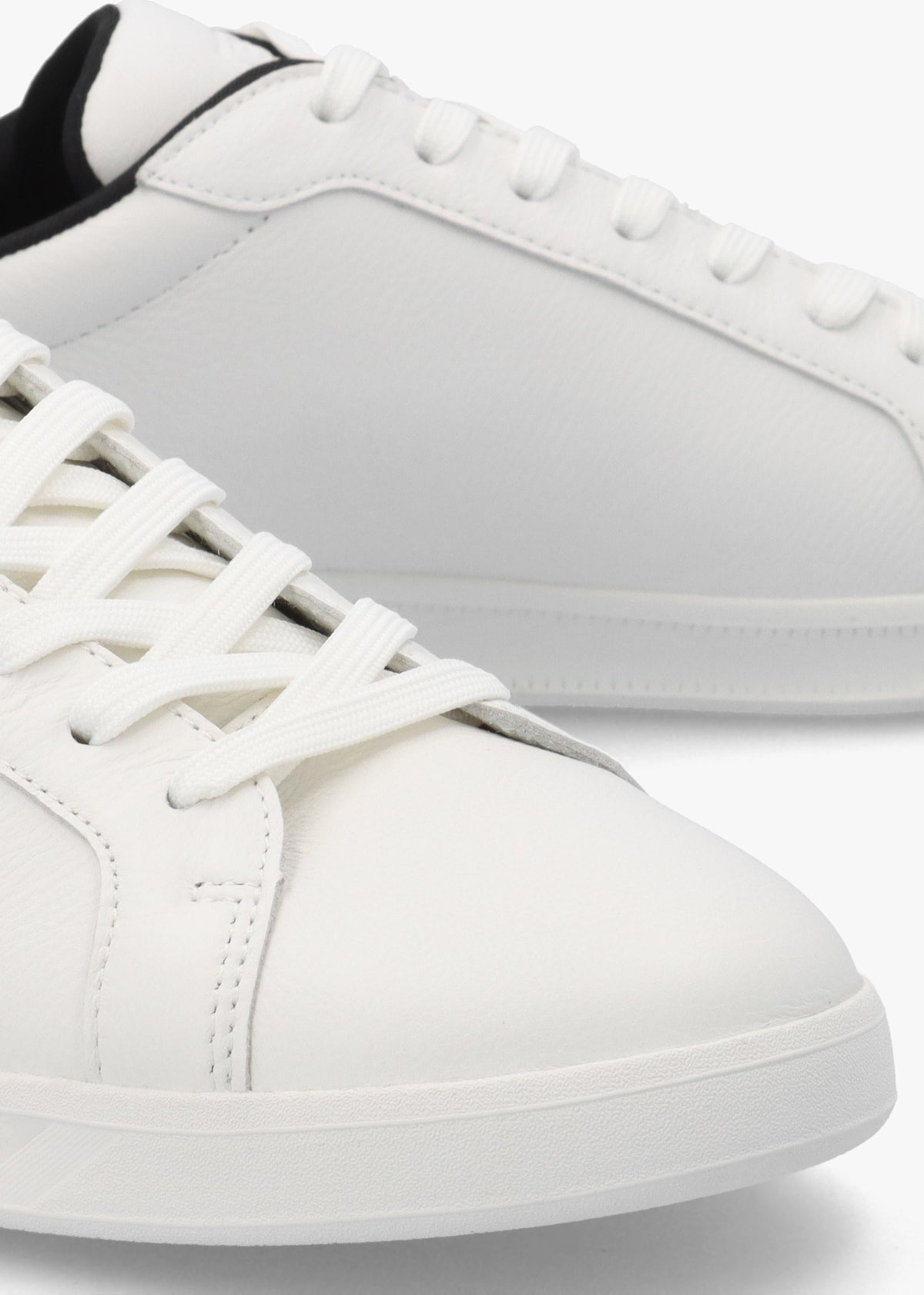 Men’s Heritage Court II White & Black Leather Trainers
