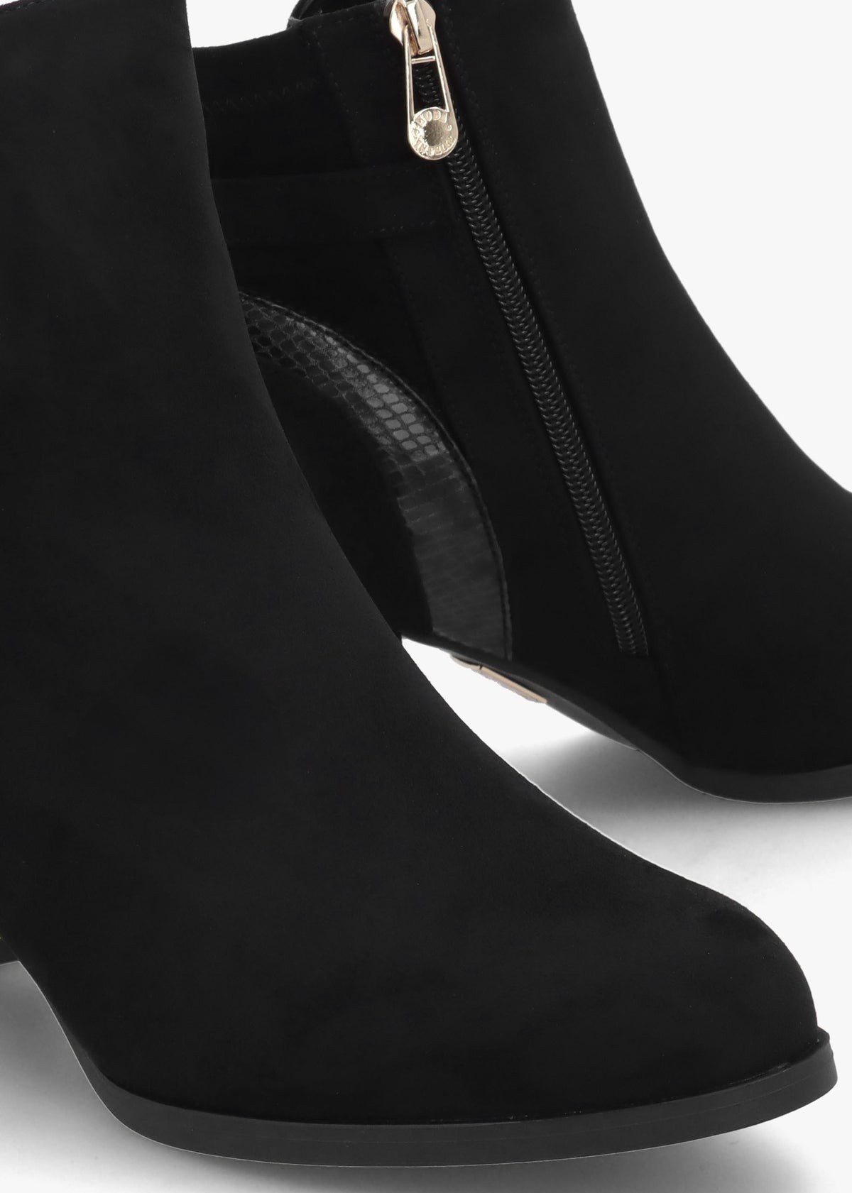 Peyari Black Block Heel Ankle Boots