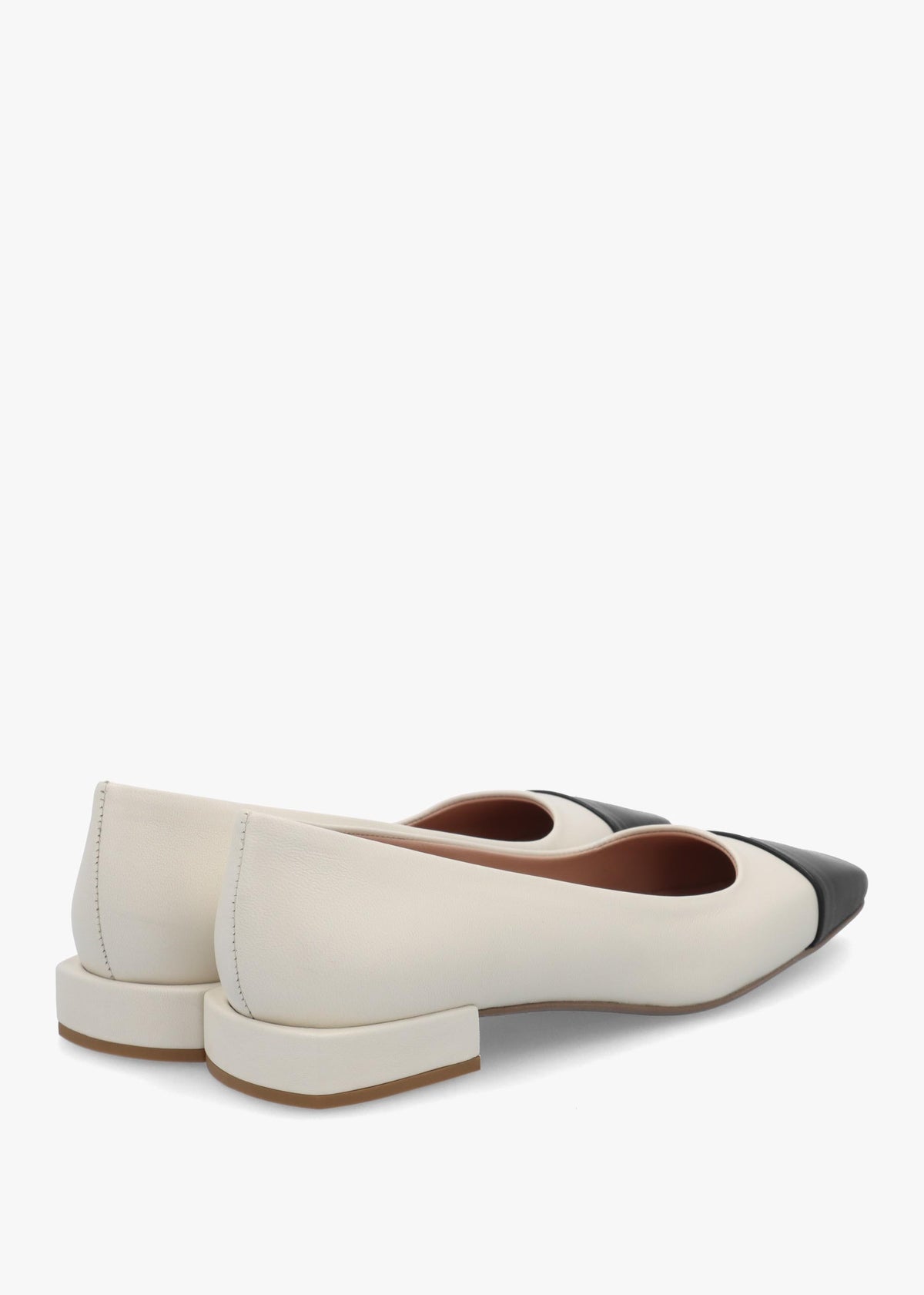 Saria White & Black Leather Toe Cap Pumps