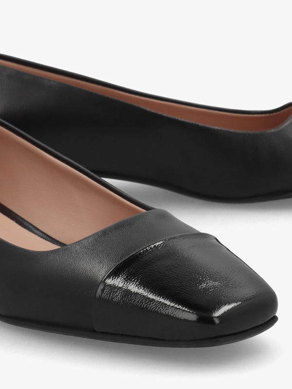 Saria Black Leather Patent Toe Cap Pumps