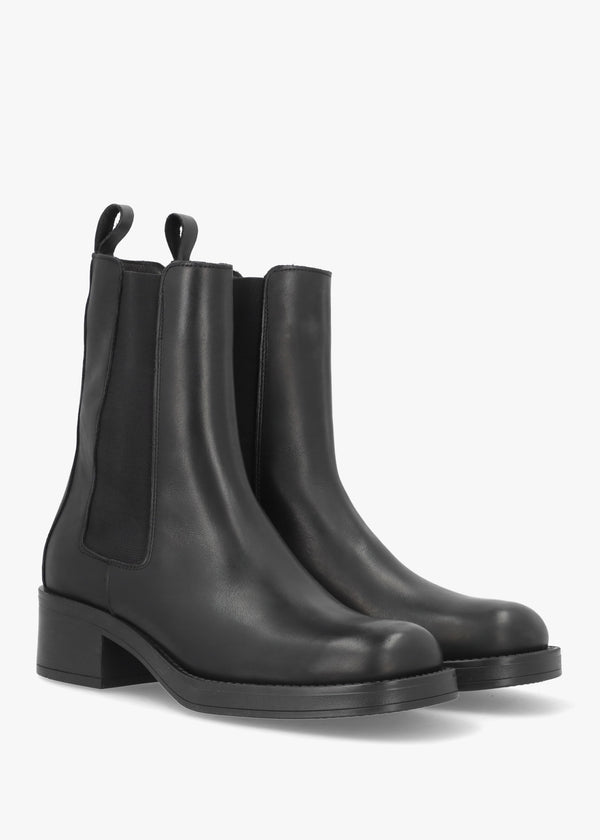 Black Leather Curved Square Toe Block Heel Chelsea Boots