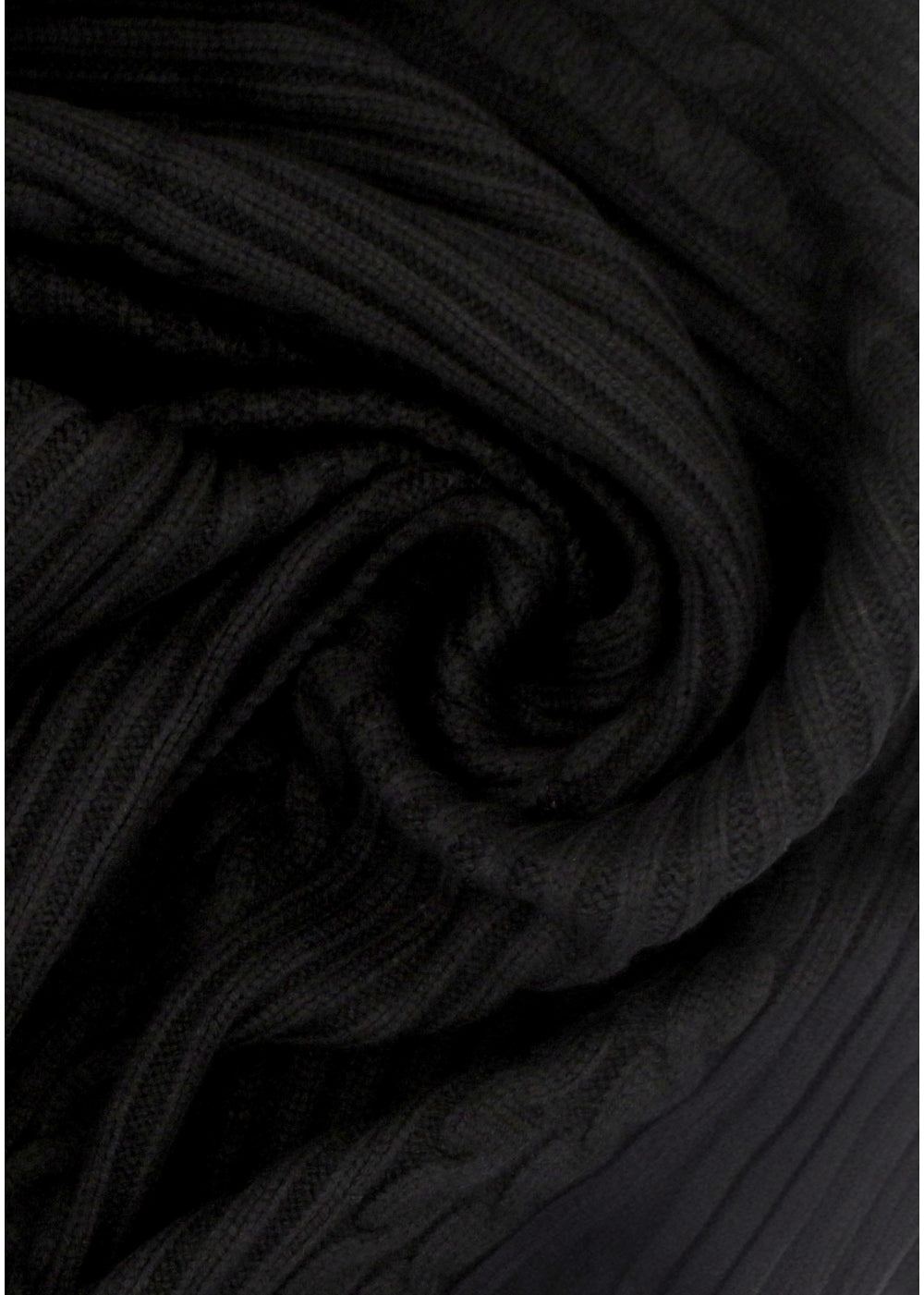 Black Knitted G Logo Scarf