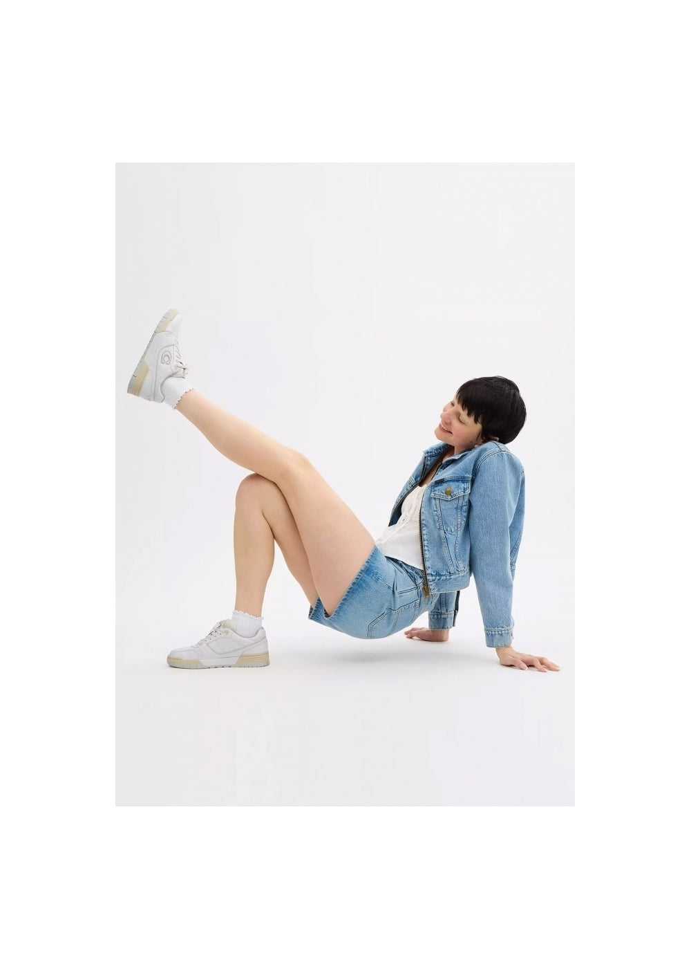 Soho Optic White Leather Trainers