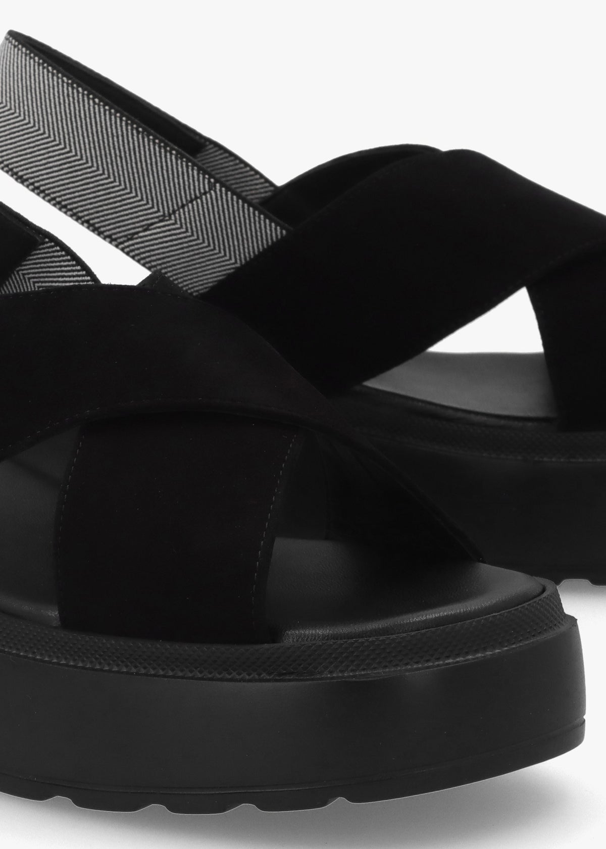 Sofly Black Suede Flatform Sandals