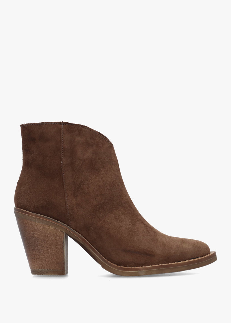 Lestern Brown Suede Western Ankle Boots