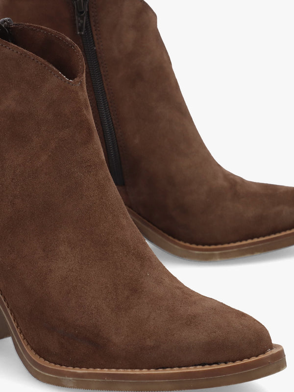 Lestern Brown Suede Western Ankle Boots