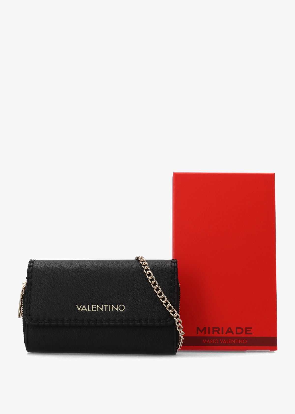 Aleksandra Nero Wallet On A Chain