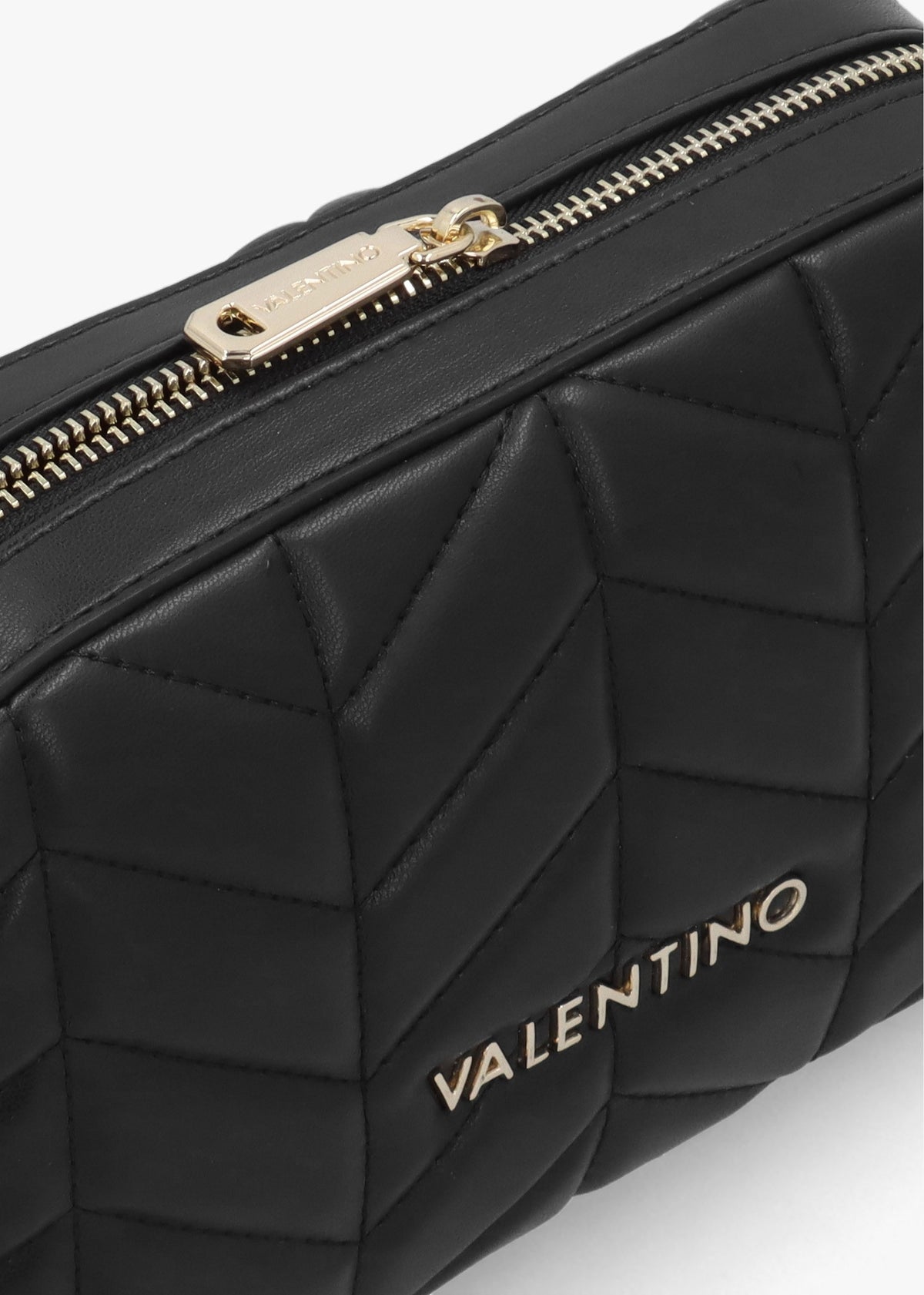 Petal Nero Camera Bag
