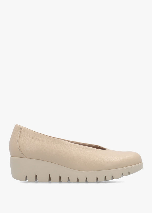 Flyer Beige Leather Low Wedge Court Shoes