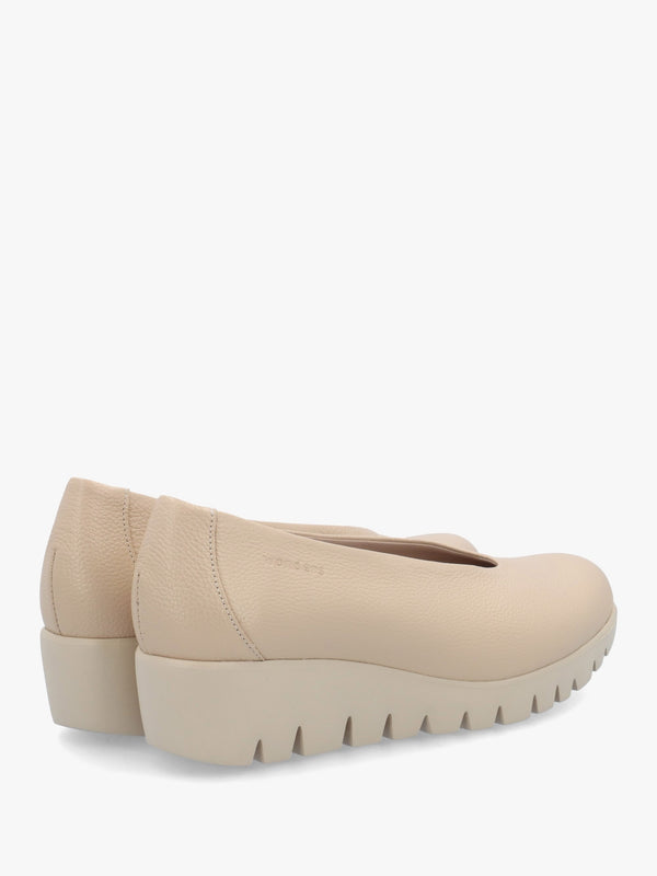 Flyer Beige Leather Low Wedge Court Shoes