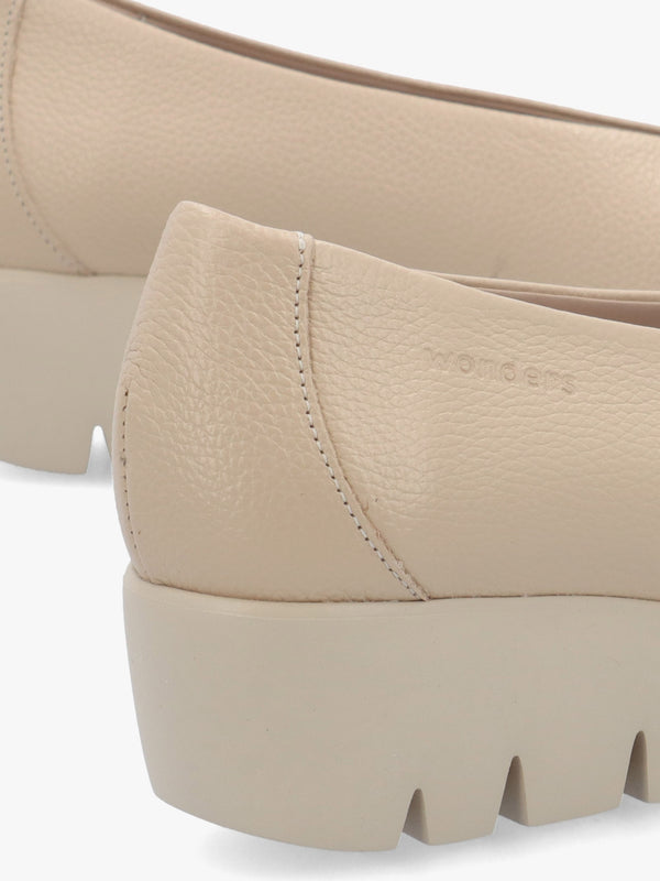 Flyer Beige Leather Low Wedge Court Shoes