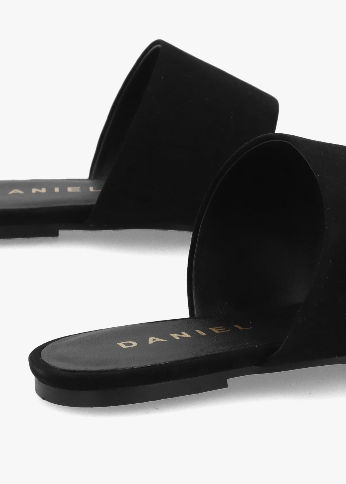 Eloop Black Suede Ring Toe Post Flat Sandals