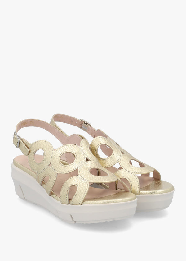 Flynn 82 Platino Leather Low Wedge Sandals