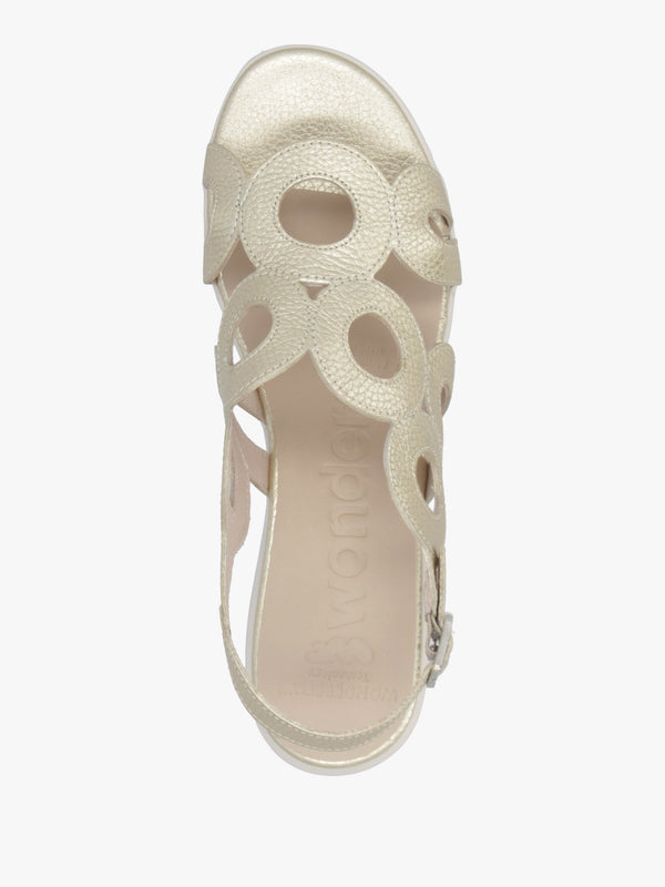Flynn 82 Platino Leather Low Wedge Sandals