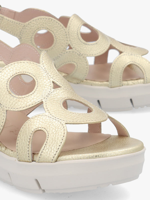 Flynn 82 Platino Leather Low Wedge Sandals