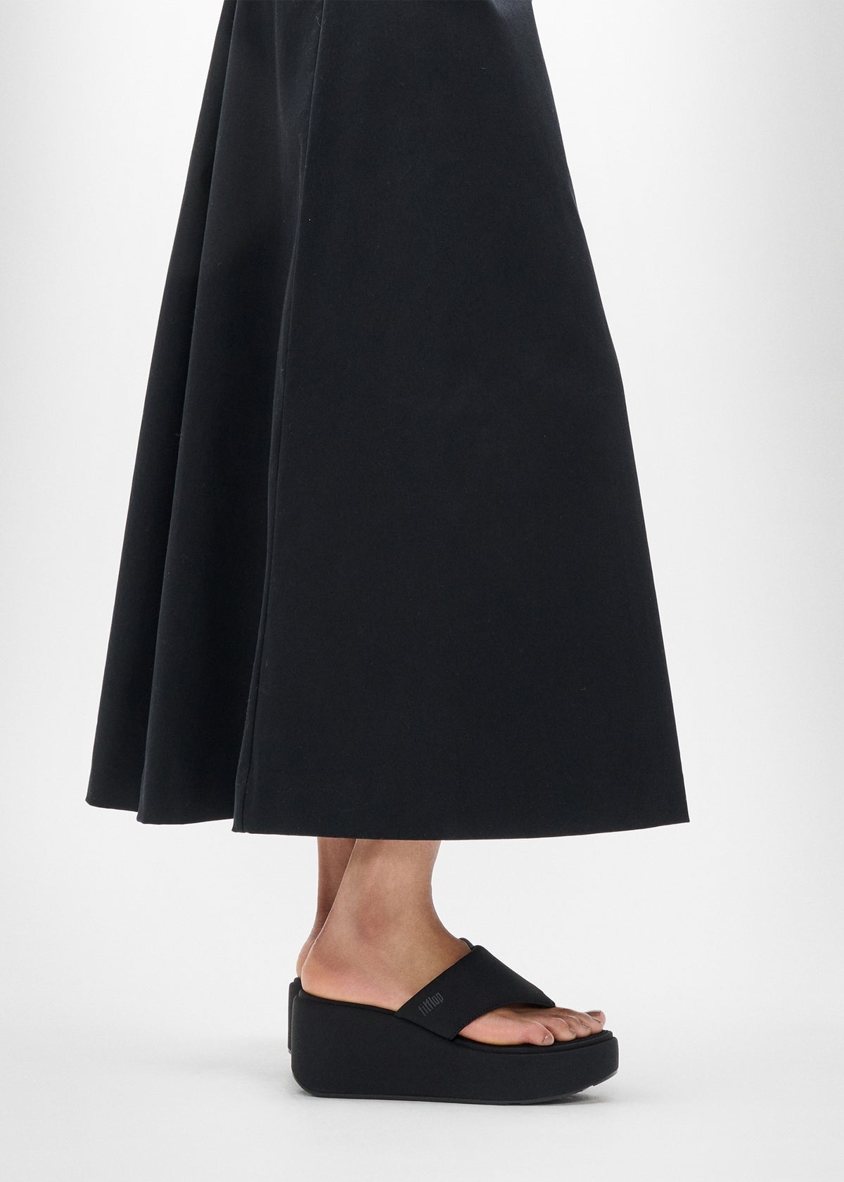 Platform All Black Toe Post Wedge Sandals
