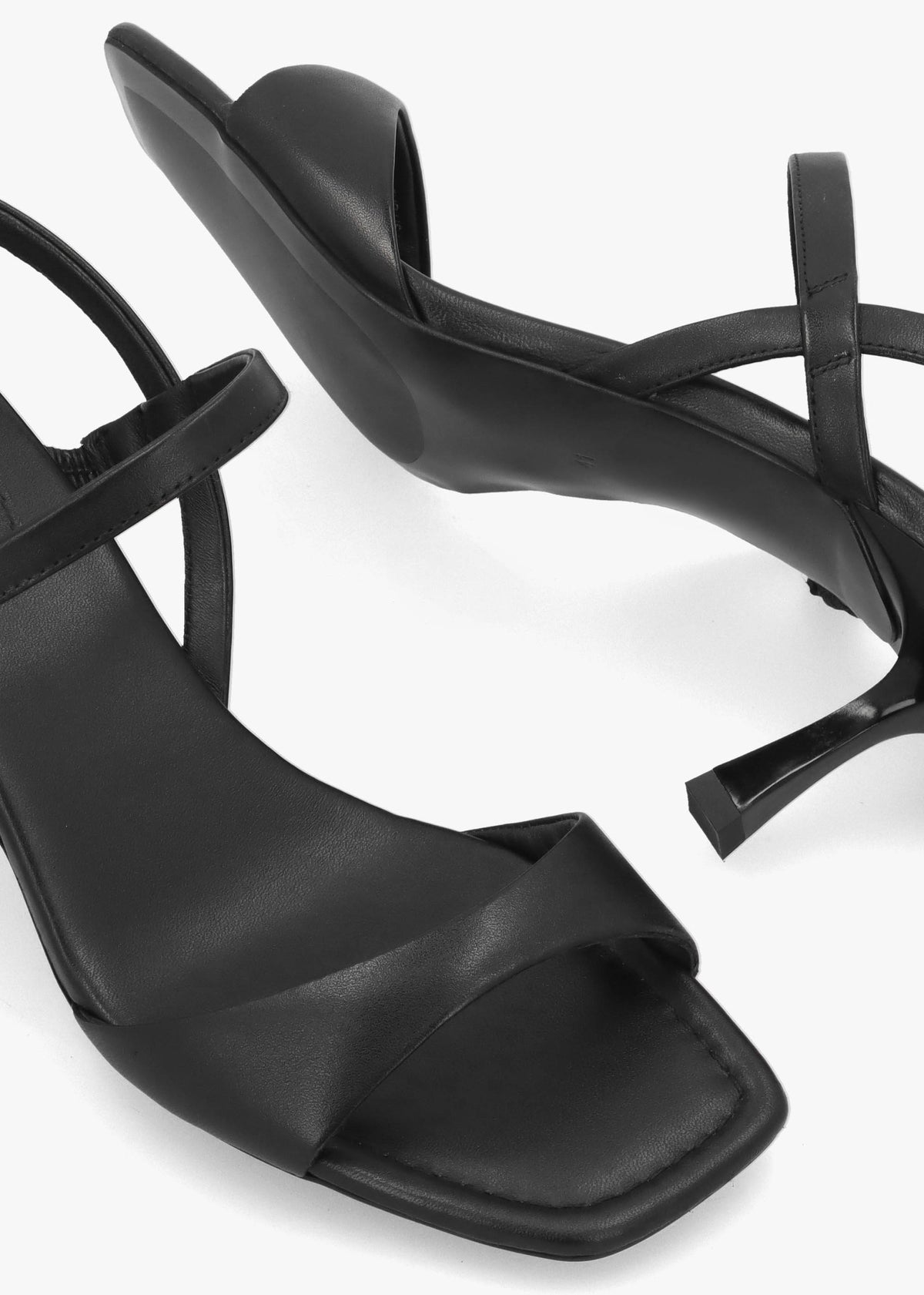 Meadow Road Black Leather Heeled Sandals